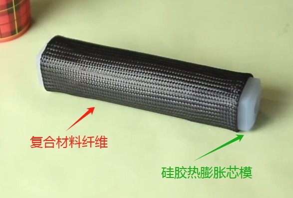 定制化時代如何選擇碳纖維復合材料成型工藝中用的硅橡膠？